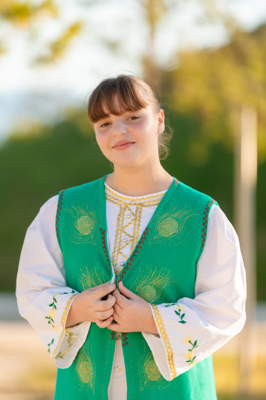 Emerald Elegance – Albanian Handmade Traditional Attire